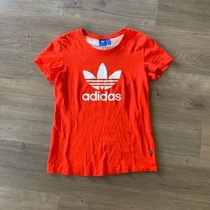 Adidas shirt red size M